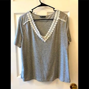 Grey slouchy tshirt with crochet trim